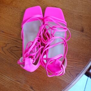 BNIB Hot Pink High Block Heels Sandals Size 12